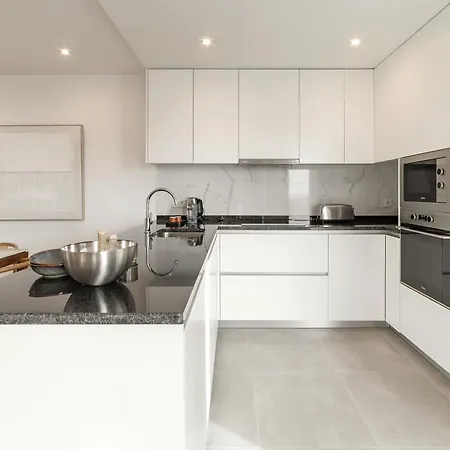 Apartament Casa Lukstian *